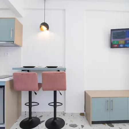 Apartment Anais Luxury Living Grey & Pink By Corfuescapes