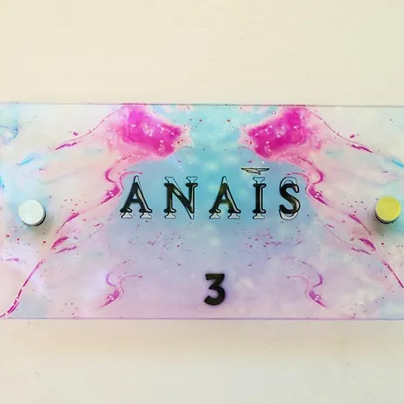 Anais Luxury Living Grey & Pink By Corfuescapes 아파트